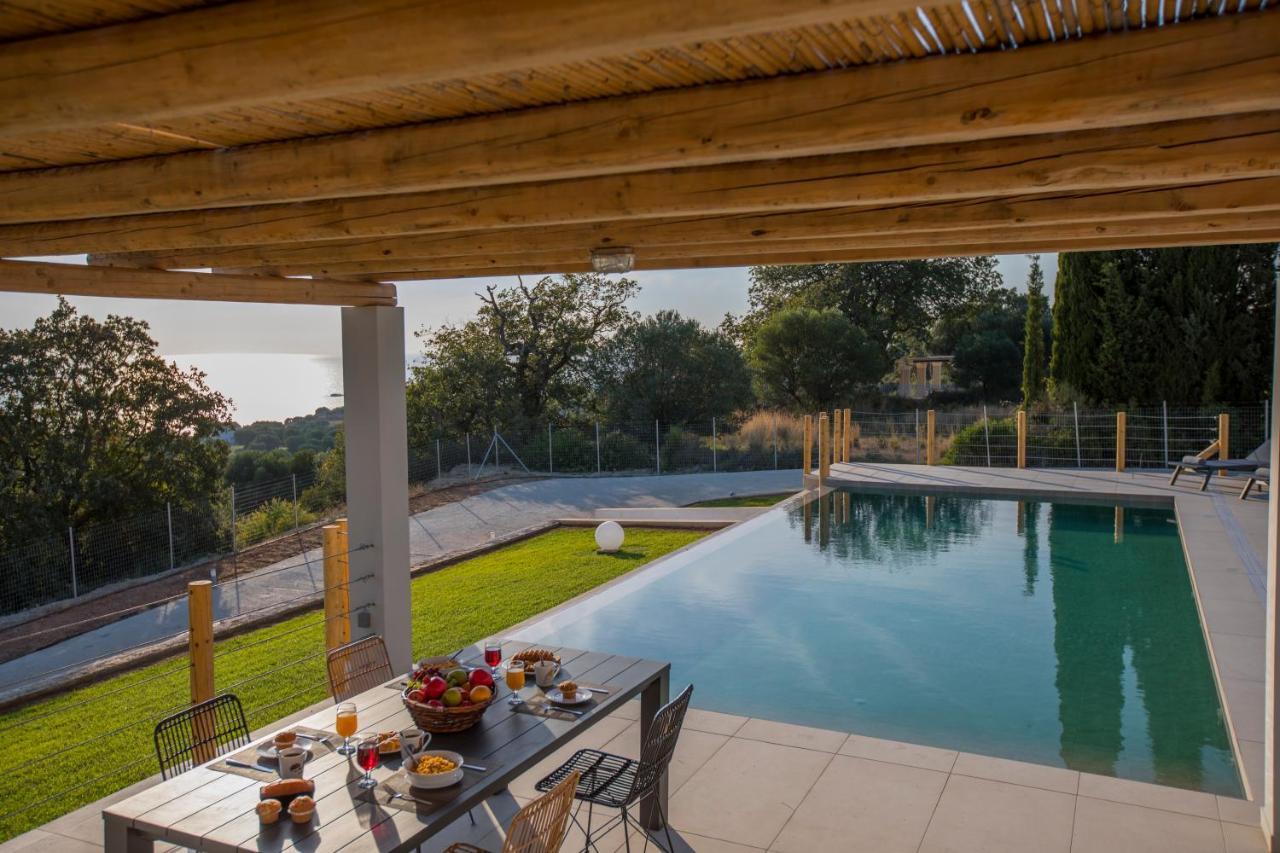 Exclusive Sea View Villa Madelaine สปาร์เชีย ภายนอก รูปภาพ