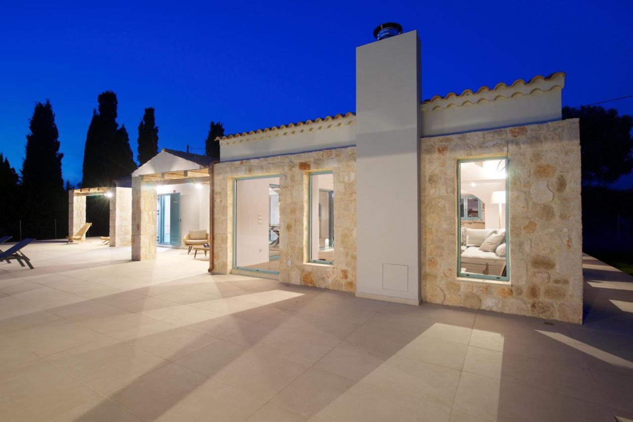 Exclusive Sea View Villa Madelaine สปาร์เชีย ภายนอก รูปภาพ