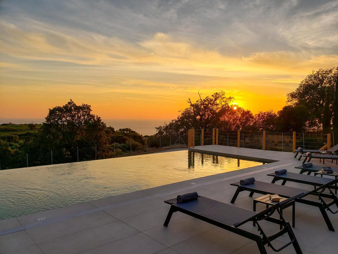Exclusive Sea View Villa Madelaine สปาร์เชีย ภายนอก รูปภาพ