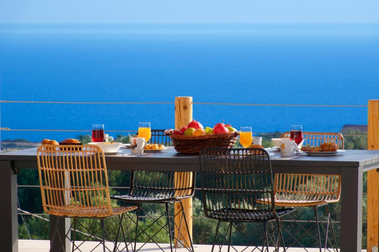 Exclusive Sea View Villa Madelaine สปาร์เชีย ภายนอก รูปภาพ