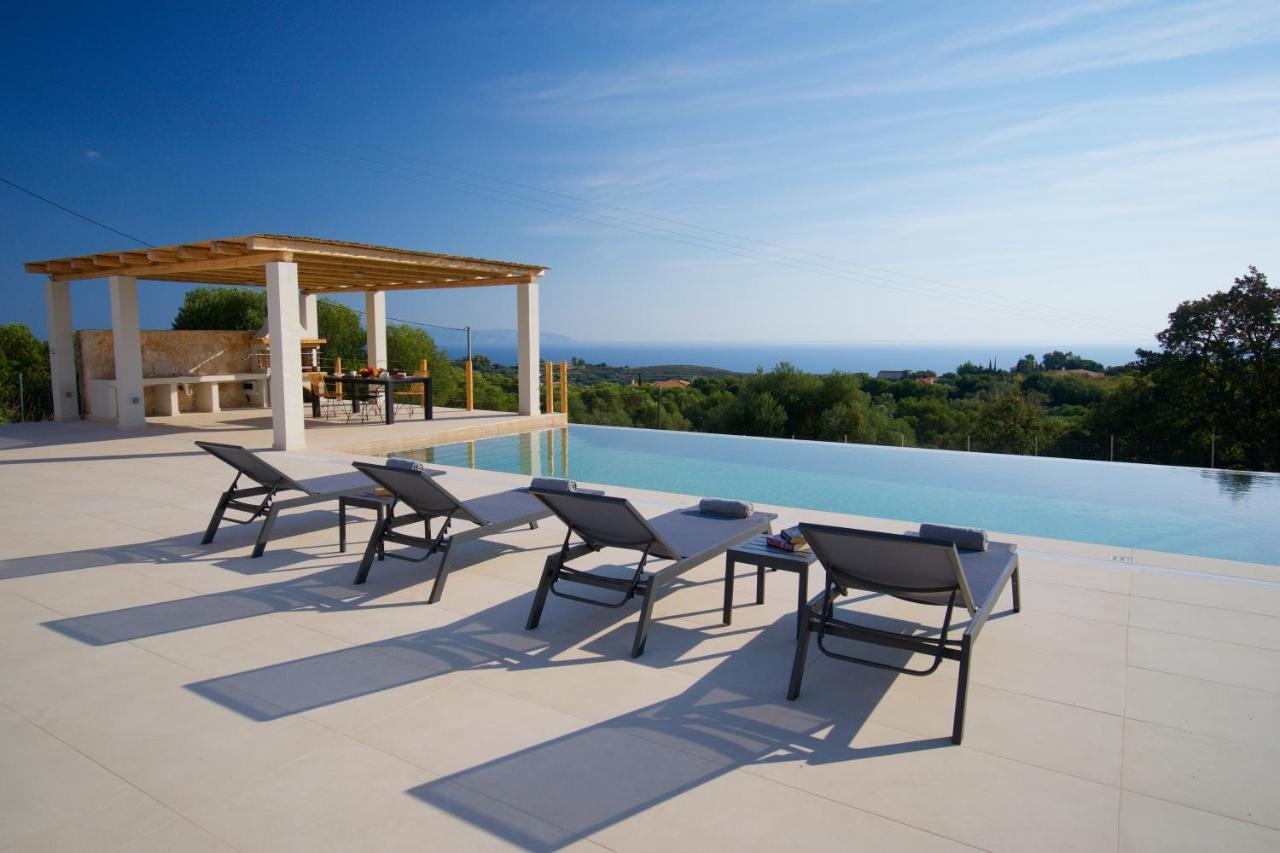 Exclusive Sea View Villa Madelaine สปาร์เชีย ภายนอก รูปภาพ