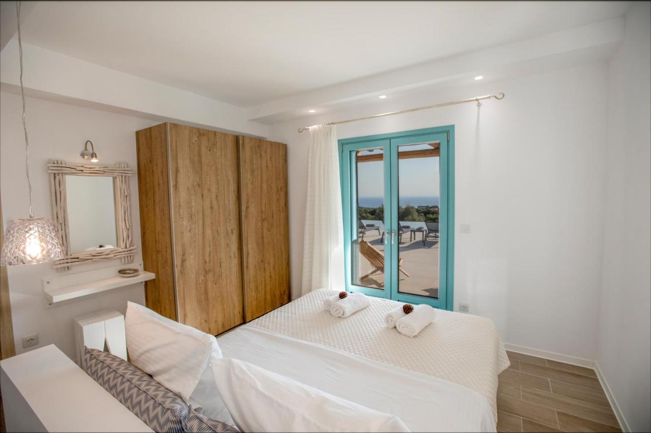 Exclusive Sea View Villa Madelaine สปาร์เชีย ภายนอก รูปภาพ